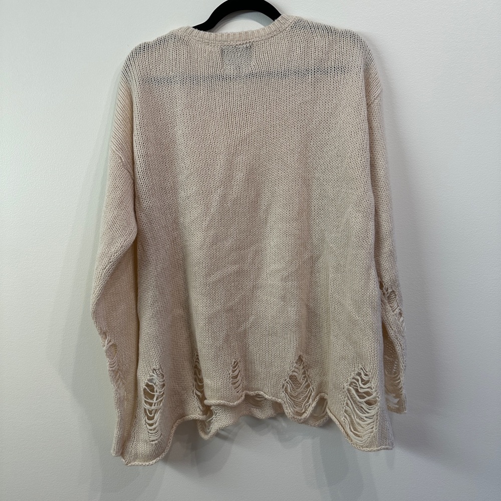 Distressed Sweater - Picture 5 of 6